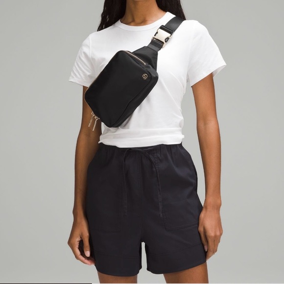 Lululemon Athletica Black and Gold Belt Bag Sleek Design - Picture 2 of 6